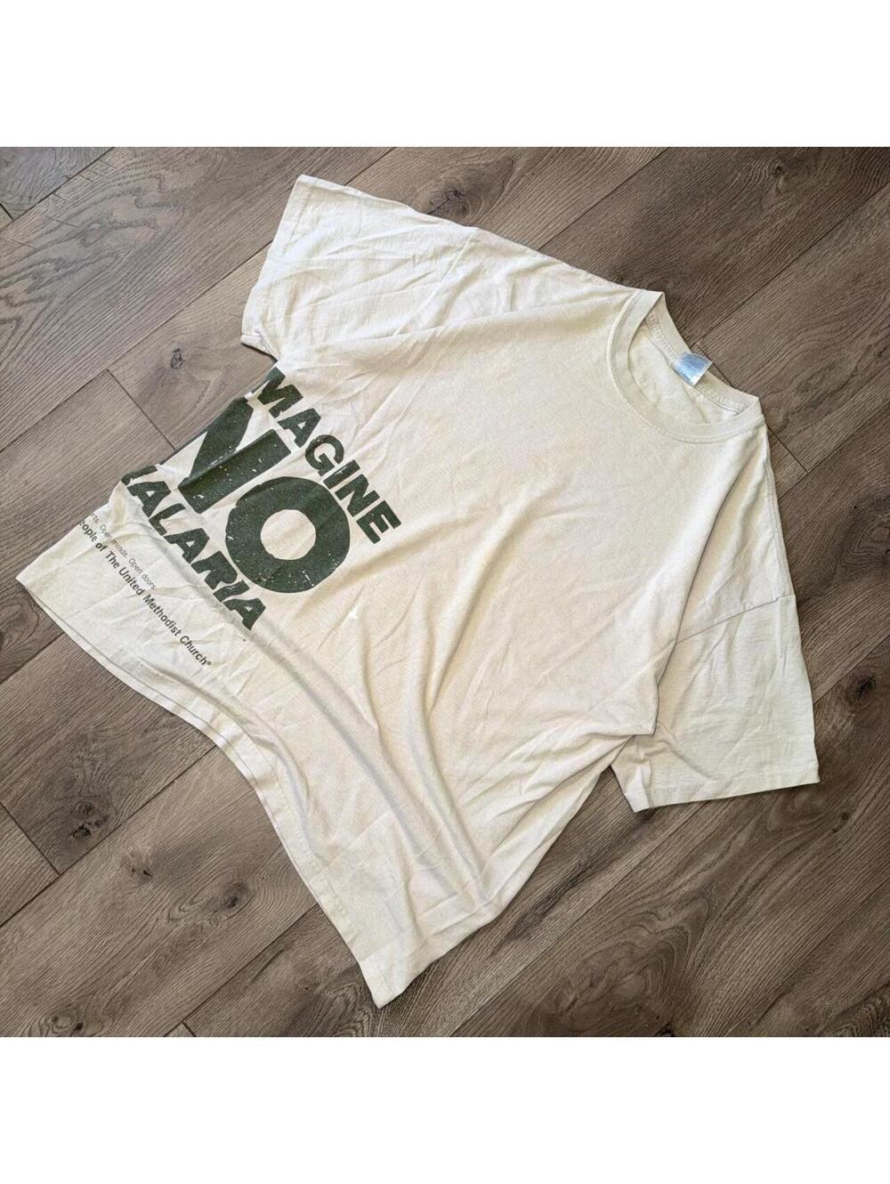 2000s Gildan United Methodist Church Malaria Promo Tee
